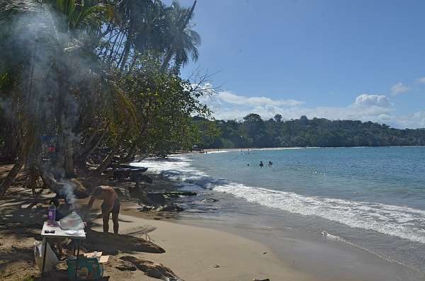 Am Strand von Puerto Viejo