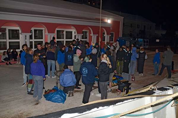 Ocean College und High Seas High School grillen gemeinsam auf Bermuda