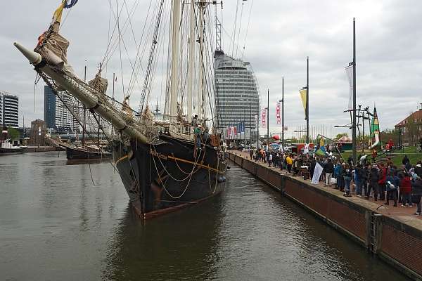 Kurz vor dem Anlegen in Bremerhaven