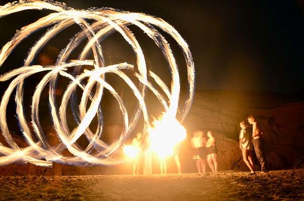 Fire Jugglers Poi und Dragon Staff