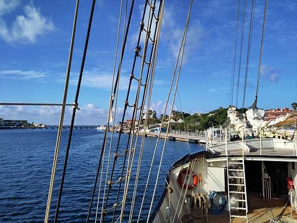 Einlaufen in Curaçao