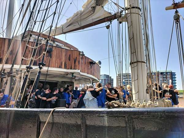 Abschiednehmen an Bord »unserer« Gulden Leeuw im Mai 2024