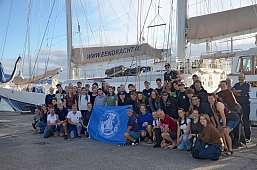 Gruppenfoto in Teneriffa zur Verabschiedung der Crew