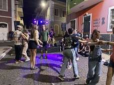 Tanzen im Nachtleben von Mindelo