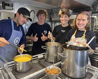 7.3.2026: Teilnehmer:innen der 33. HSHS-Reise in der Galley der Eendracht © Vici