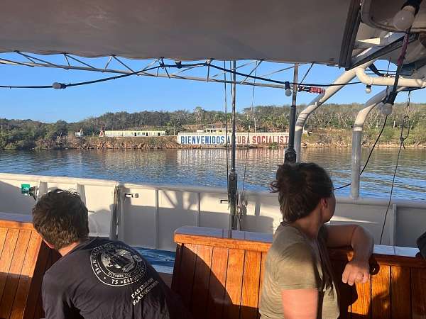 Kanal nach Coenfuegos