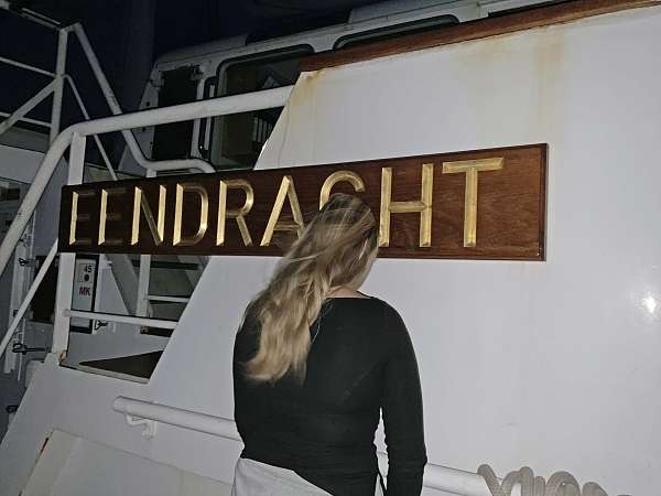 Lenya an Bord der Eendracht