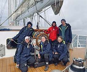 Das pädagogische Team der 33. Reise an Bord der Eendracht