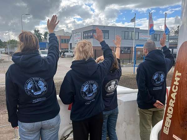 Unser HSHS-Team begrüßt um 15 Uhr die ersten Jugendlichen
