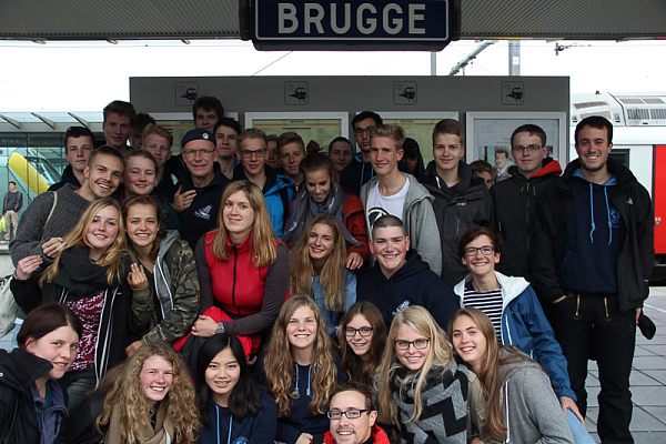 Gruppenbild der Schüler-Crew von 2015/16