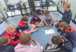 Meeting beim Sommerferien-Segelcamp 2026