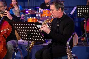 Konzert in der Kogge auf Spiekeroog – Lietzer spielen mit Bremer Musiker Peter Dahm