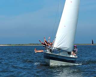 Segelwochen an der Hermann Lietz-Schule Spiekeroog Segelwochen an der Hermann Lietz-Schule Spiekeroog