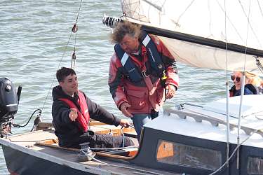 Segelwochen an der Hermann Lietz-Schule Spiekeroog Segelwochen an der Hermann Lietz-Schule Spiekeroog
