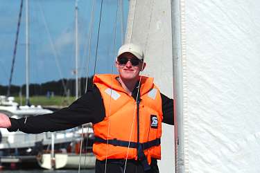 Segelwochen an der Hermann Lietz-Schule Spiekeroog Segelwochen an der Hermann Lietz-Schule Spiekeroog