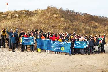 Strandmüll sammeln am Spiekerooger Strand