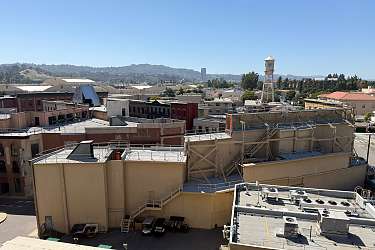 Blick ueber die Warner Bros Studios