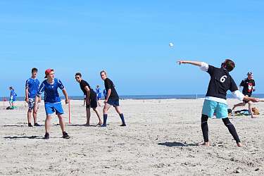 Schlagball am Lietz-Internat