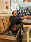 12. April 2025: Felix in der Kiste © NN Felix in der Kiste