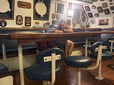 10.3.2026: Felix versteckt sich vorm Idle Hands