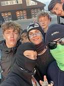 7.8.2025: Justus K., Diara, Emma, Oskar, Dino und Lias mit Glitzer im Gesicht © Emma Glitzer im Gesicht
